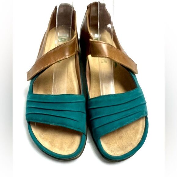 NAOT Papaki Koru Leather Sandals - Picture 4 of 16